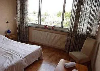Ijplein أمستردام